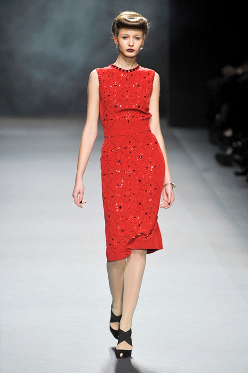 [JENNY-PACKHAM-FALL-2012-RTW-PODIUM-001_runway%255B4%255D.jpg]