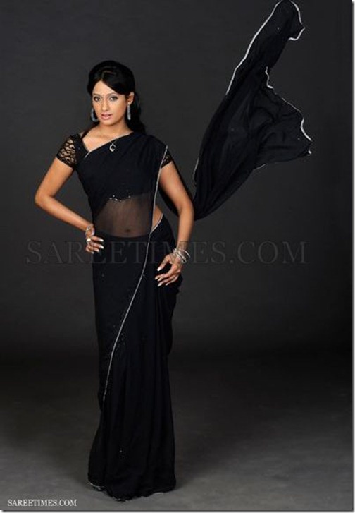 Brinda_Parekh_Black_Saree