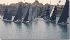 Packender Regatta Start der Rolex Middle Sea Regatta vom 19.10.2013 auf Malta (Blick von Valletta)