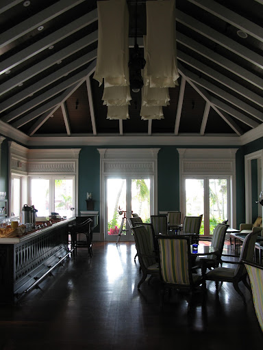 One of the bars set up tea service during the day so you can come relax in the shade.