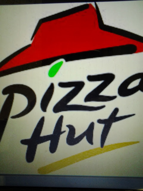 http://bestpizzadeals.blogspot.com/p/pizza-hut-deals-coupons-specials-and.html
