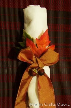[easy-acorn-napkin-rings6.jpg]