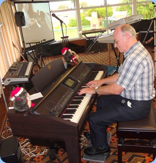 Alan Dadson played the Club's Clavinova CVP-509