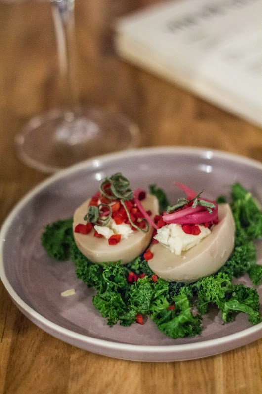 Djævleæg- Anmeldelse af Den Vandrette vinbar -  Mikkel Bækgaards Madblog.jpg