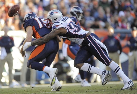 [tebow%2520fumble%25201%255B4%255D.jpg]