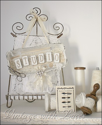 Vintage with Laces - Studio Vintage with Laces - Studio