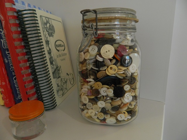 [buttons%2520001%255B3%255D.jpg]