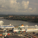 Blick auf das Kreuzfahrtterminal. Stockholm - 3 Tag 004.jpg