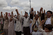 Friday prayer on 60 Meter Rd, Sana'a, Yemen جمعة الوفاء لأبين  في شارع الستين بصنعاء