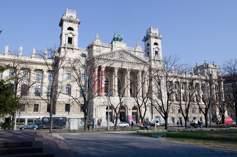 [Budapest-1183.jpg]