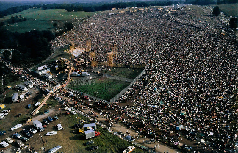 © Barry Z Levine Woodstock Festival 1969 001.jpg