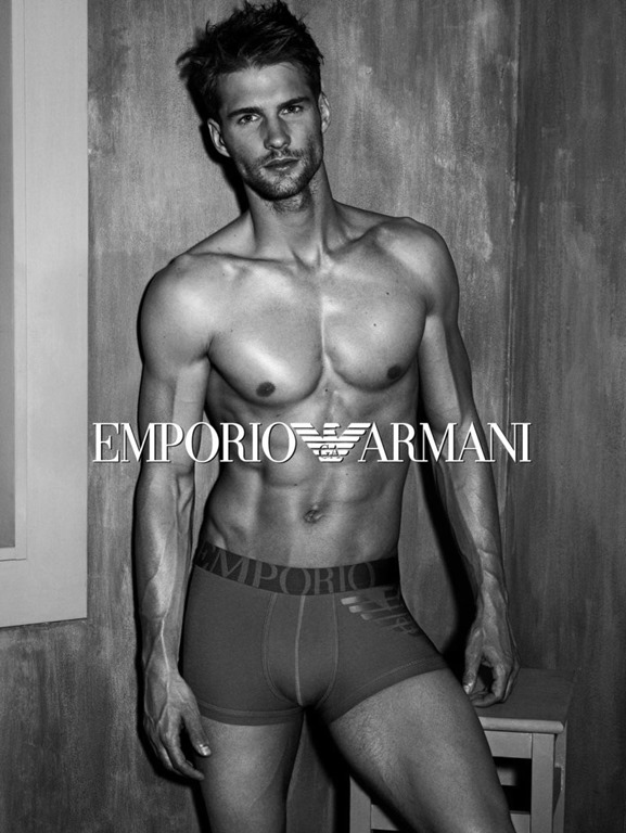 [Tomas-Skoloudik-for-Emporio-Armani-Underwear-2013-collection-06%255B2%255D.jpg]