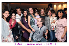 Fotos do evento Maria Alice  (01 ano) - 16.09.11. Foto numero 64 da Social Click Fotografia Digital, do Rio de Janeiro, RJ, que faz fotos divertidas, fotos malucas, fotos com fantasias, fotos na hora, fotografia maluca, fotografia divertida com molduras personalizadas. fotos divertidas malucas foto maluca animadas animado rj rio de janeiro divertida fantasia animada noivas 15 anos fotografas casamento