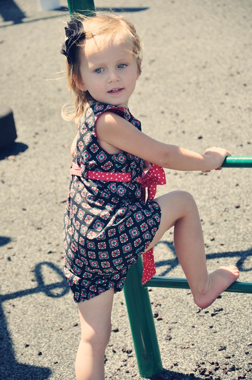 [romper0592.jpg]