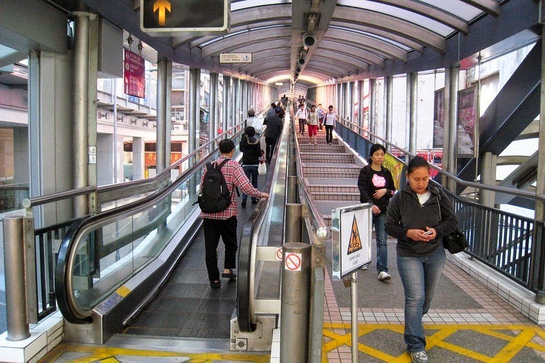 central-mid-levels-escalator-2%255B2%255D.jpg