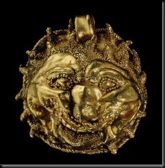 an_etruscan_gold_lion_head_pendant_circa_5th_century_bc_d5358446h an_etruscan_gold_lion_head_pendant_circa_5th_century_bc_d5358446h