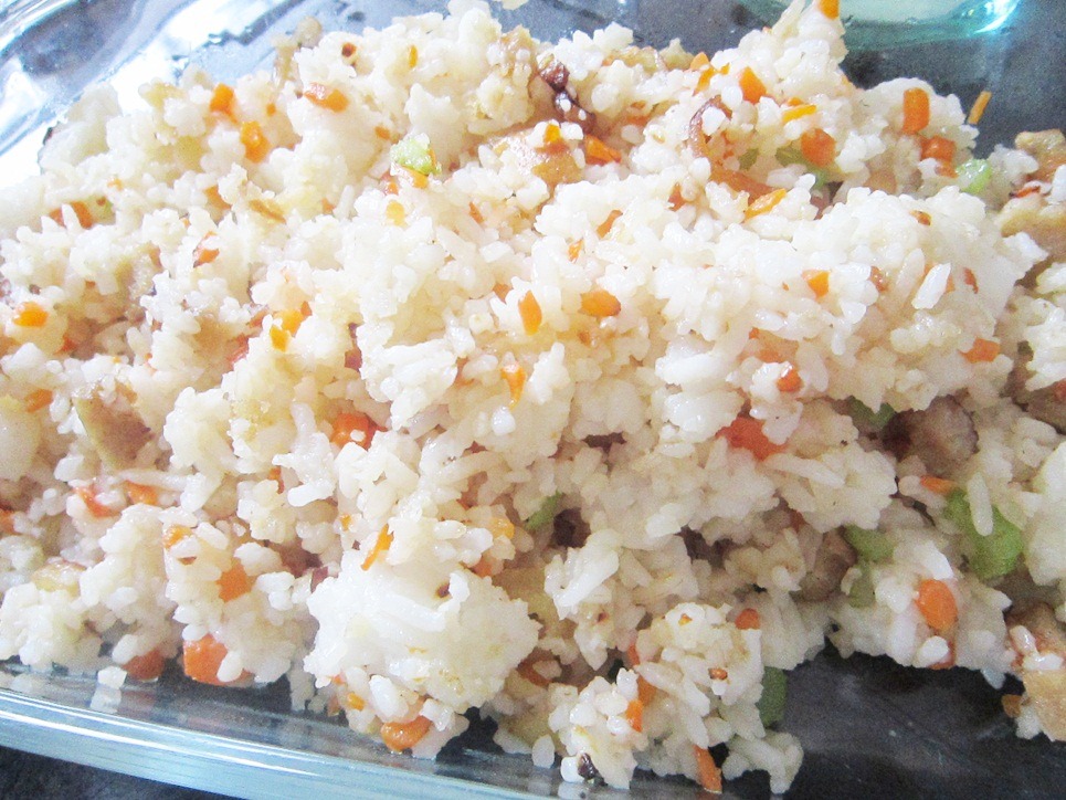 [Fried%2520rice%2520made%2520from%2520leftovers%252C%2520240baon%255B2%255D.jpg]