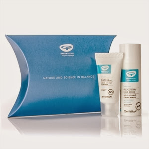 http://www.awin1.com/cread.php?awinmid=1613&awinaffid=179887&clickref=&p=http%3A%2F%2Fwww.greenpeople.co.uk%2Fmum-skin-saviours-mix.aspx%3Fm%3D1