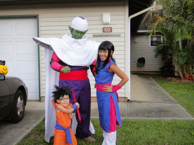 [awesome-halloween-costumes-014%255B2%255D.jpg]