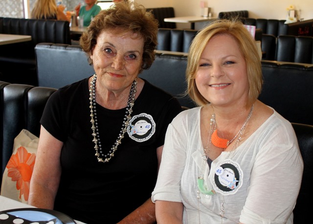 [Favorite%252045%2520Party%2520033-001%255B3%255D.jpg]