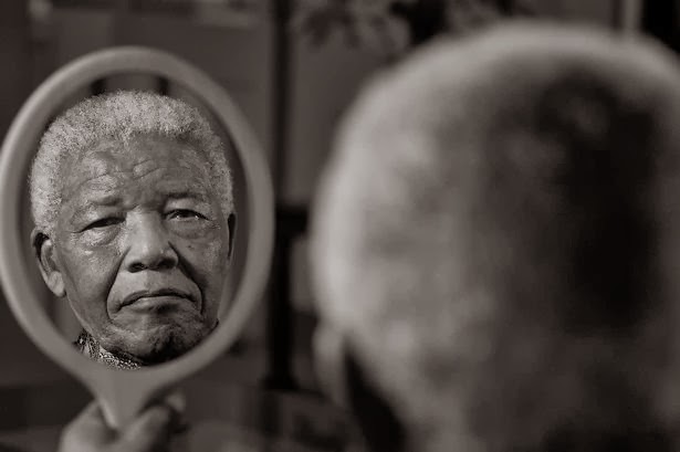 [mandela%2520ao%2520espelho%255B6%255D.jpg]