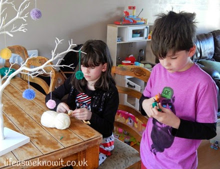 23 Will and Belle making pom poms 23 Will and Belle making pom poms
