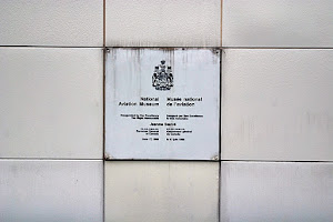 2562290368.jpg
