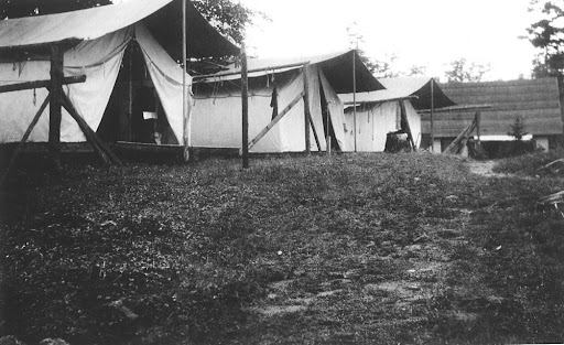 Even the tents look pretty luxurious. Raquette Lake Camp, c. 1910. ( Even the tents look pretty luxurious. Raquette Lake Camp, c. 1910. (