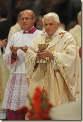 Santo Padre y Agostini