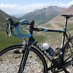 The Cervelo R5 special Marco Polo Cycling Team edition with Rotor crankset, 3T parts, Selle Italia sadle, Tacx bidons and cages. (photo: Remko Kramer)
