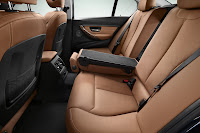 New BMW 3 Series: Rear seats Luxury Line (10/2011)