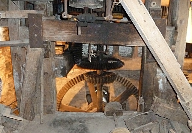 [carmichaelmillmachinery4.jpg]