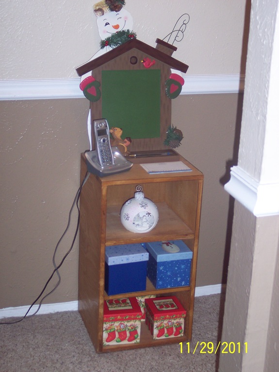 [Telephone%2520%2520stand%2520in%2520hallway%255B4%255D.jpg]