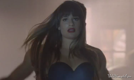 Lea Michele is hot in “Oops! I Did It Again” performance for “Glee” (Video)
