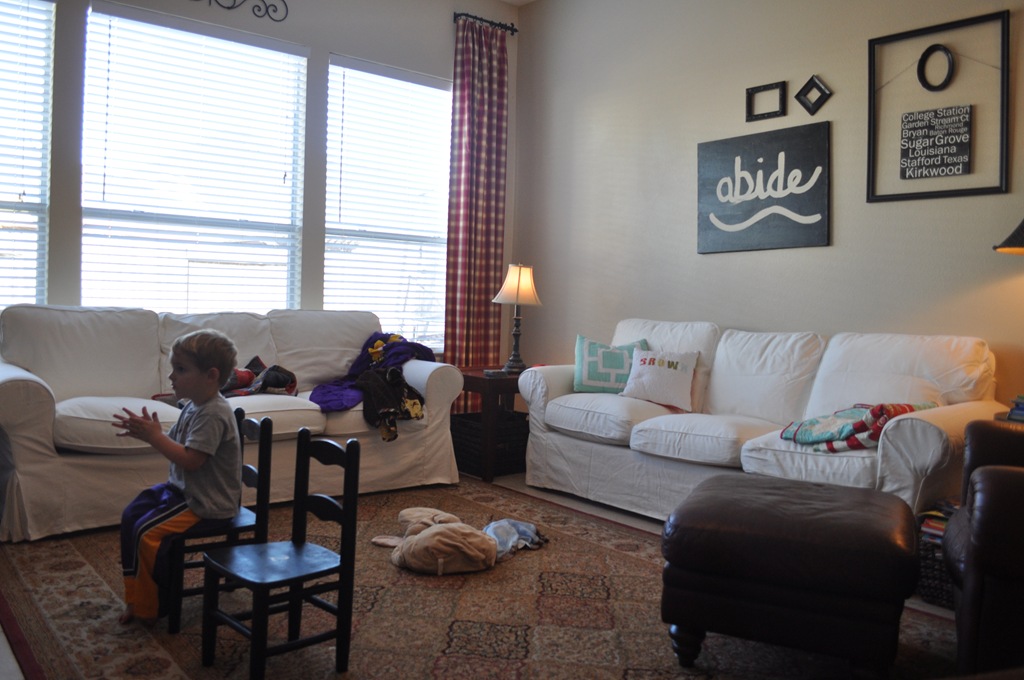 [new%2520couches%255B5%255D.jpg]