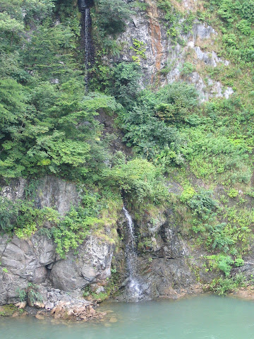 真背戸の滝