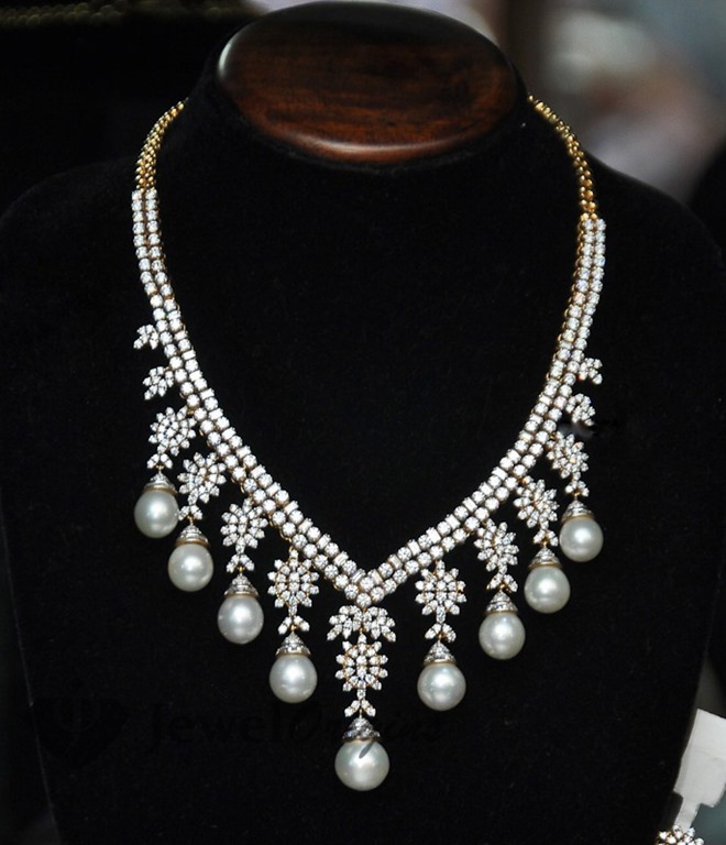 [Diamond_Necklace%2520%25283%2529%255B4%255D.jpg]