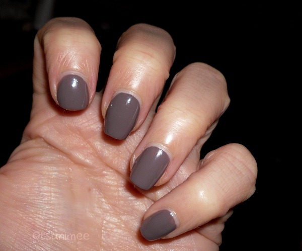 005-revlon-nail-polish-stormy-swatch