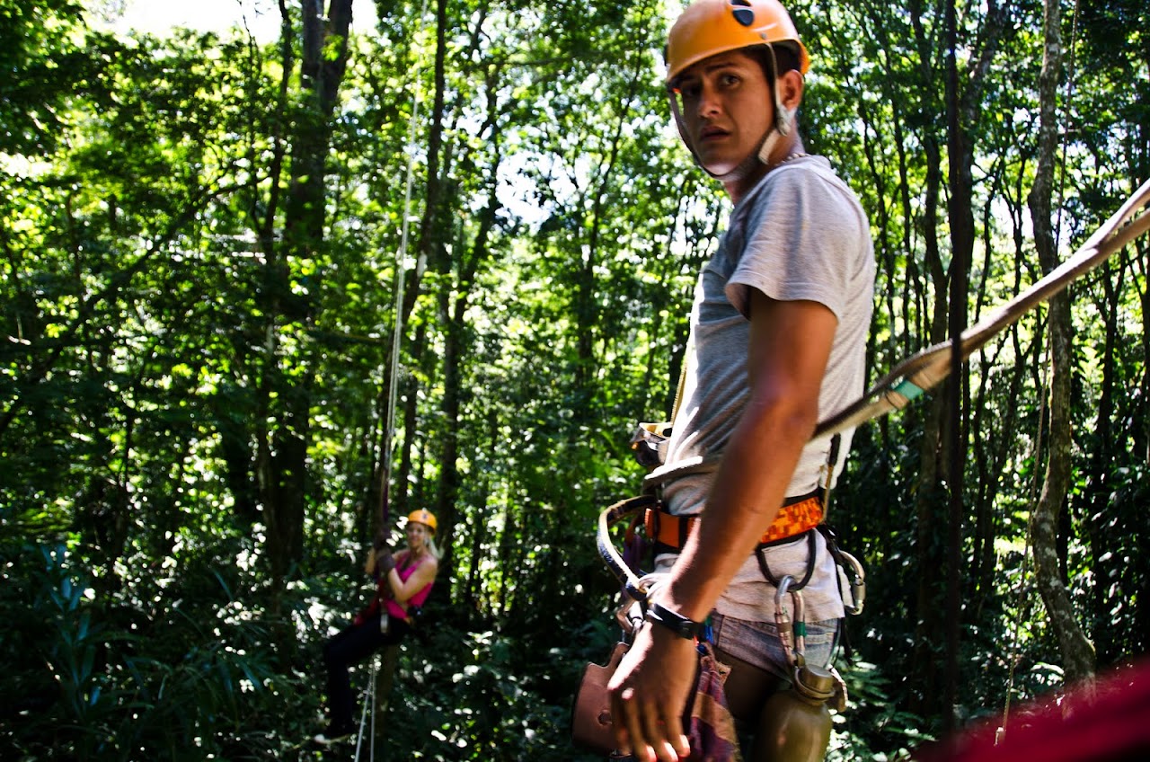 Costa Rica tour guide