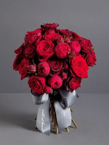 [just-roses-122_large-red-piano-red-n%255B2%255D.jpg]