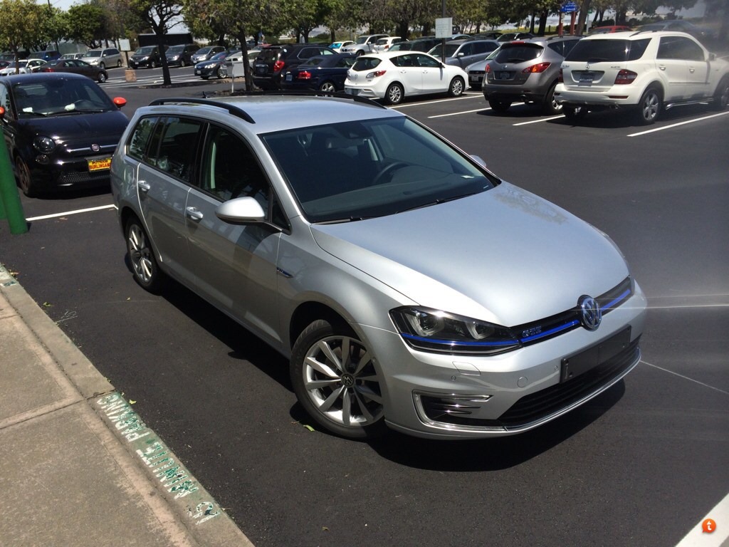VW-Golf-GTE-SportWagen-1%25255B4%25255D.jpg