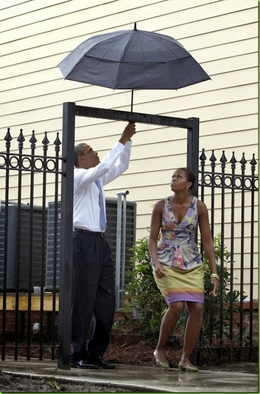 obama-umbrella
