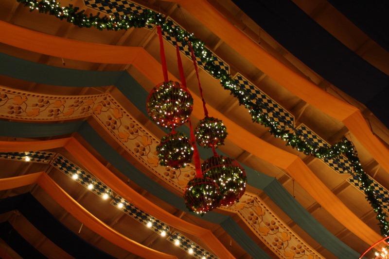[Christmas-Town-0534.jpg]