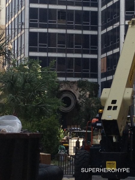 Dawn of the Planet of the Apes New Orleans Set Photos 09