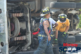 Overturned Truck On Paiken Drive In Spring Valley (Moshe Lichtenstein) - IMG_4496.JPG