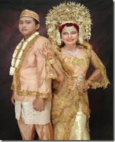 busana pengantin padang