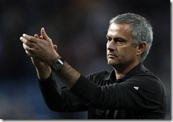 mourinho aplaudiendo