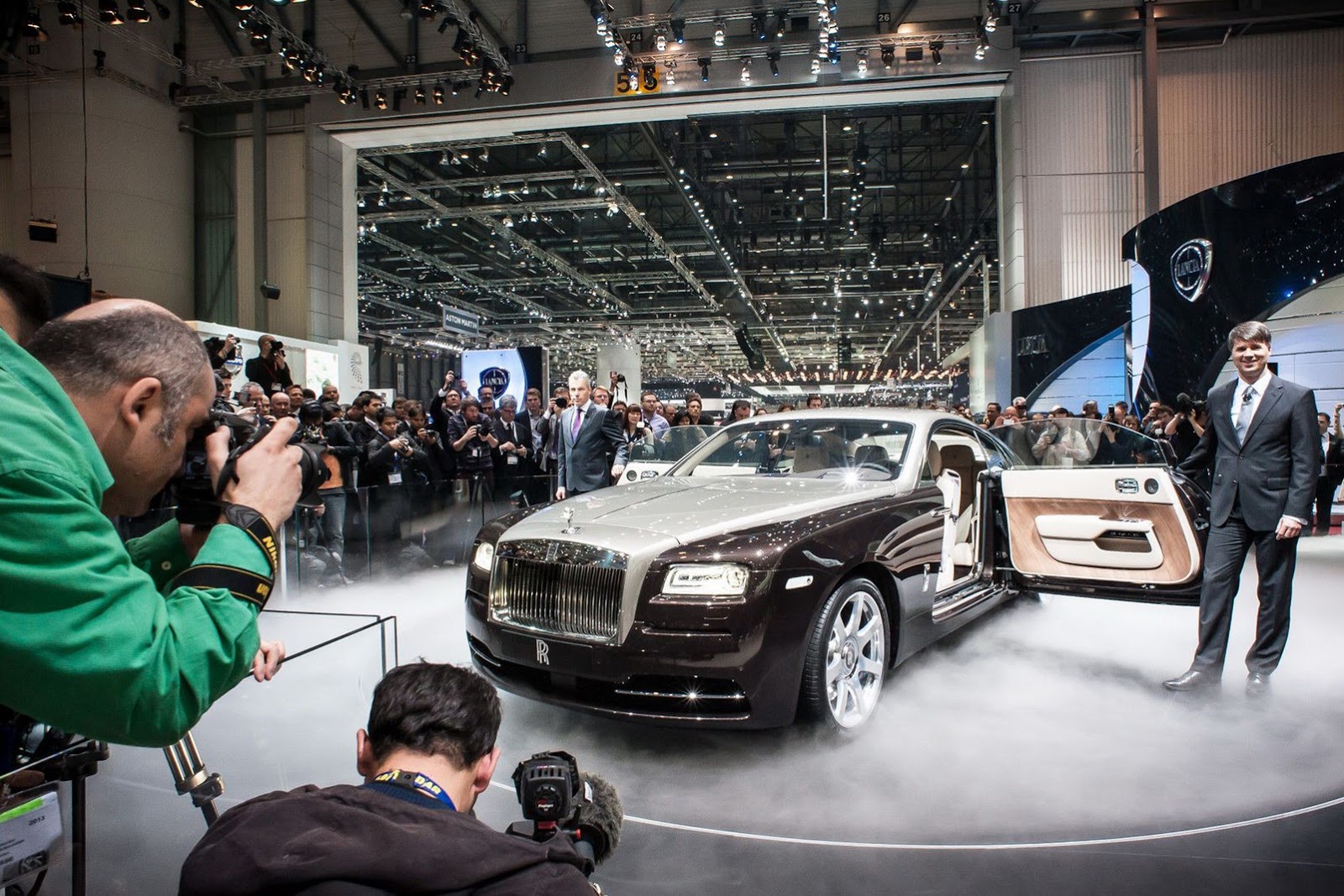 [Rolls-Royce-Wraith-12%255B2%255D.jpg]