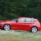 2012 BMW 1-serie Sport Line 003.jpg
