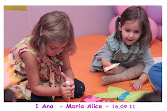 Fotos do evento Maria Alice  (01 ano) - 16.09.11. Foto numero 25 da Social Click Fotografia Digital, do Rio de Janeiro, RJ, que faz fotos divertidas, fotos malucas, fotos com fantasias, fotos na hora, fotografia maluca, fotografia divertida com molduras personalizadas. fotos divertidas malucas foto maluca animadas animado rj rio de janeiro divertida fantasia animada engraçadas 15 anos debutante noivos casamentos